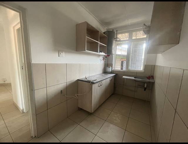 1 BEDROOM APARTMENT TO LET IN SEA VIEW